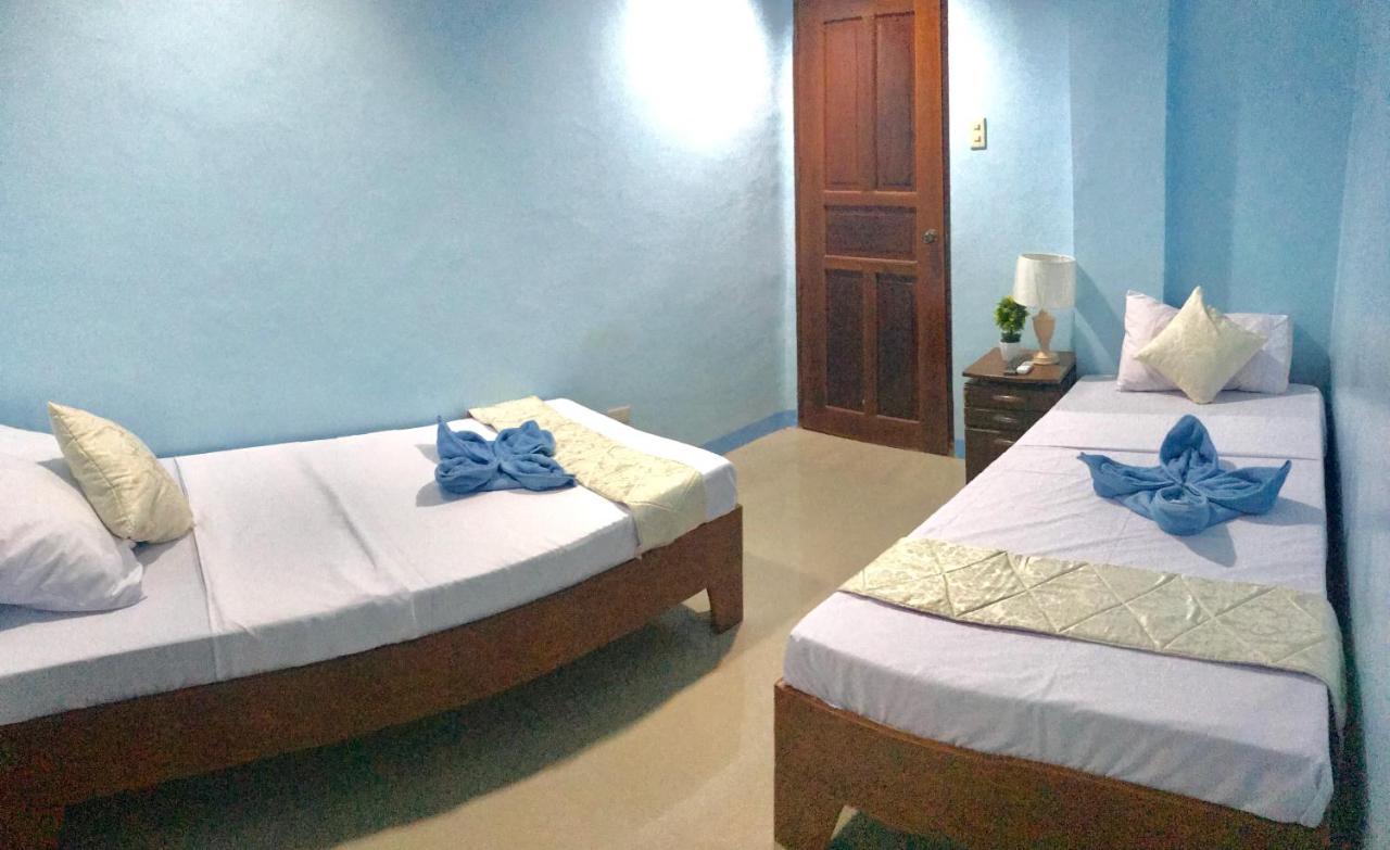 La Casa Milagrosa Hotel Coron Luaran gambar